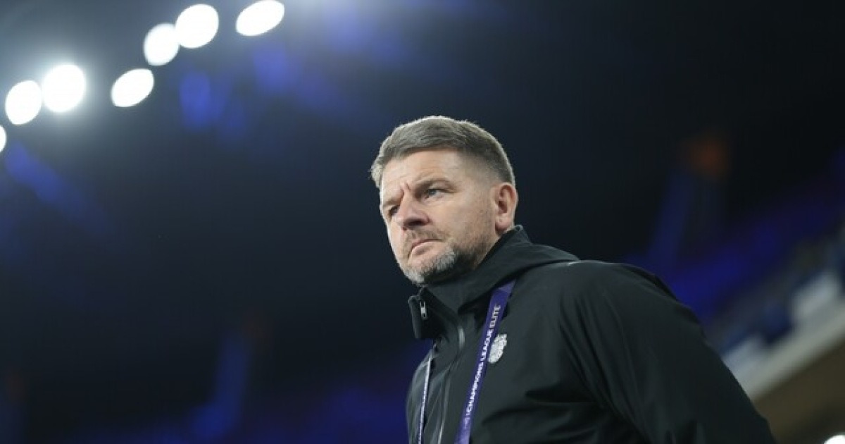 [BE.현장] "울산 1-0으로 잡을 수 있었는데… 잭슨 부리람 감독의 아쉬움 폭발, "전반전 골 취소가 아쉽다"