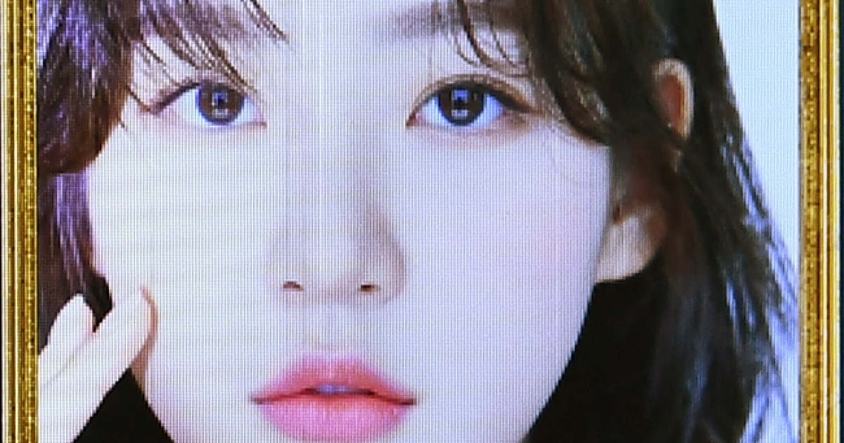 故 김새론 모친, 김수현 미성년 교제 주장 사진·편지 공개…"우리가 만난 게 5~6년"