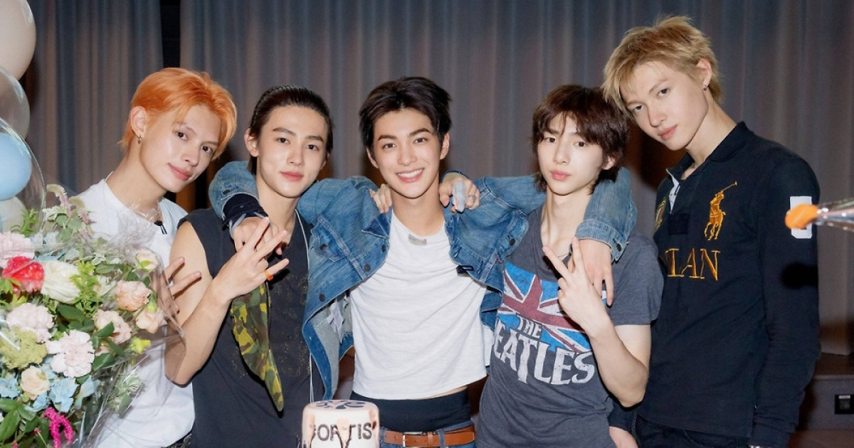 'BTS's Younger Brother' Lives Up to His Name... CORTIS, Debut Album Ranks High on US Billboard Charts After 100 Days