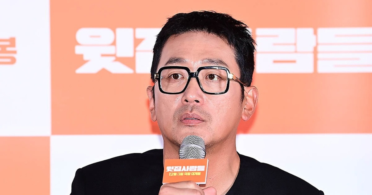 '유일한 미혼' 하정우