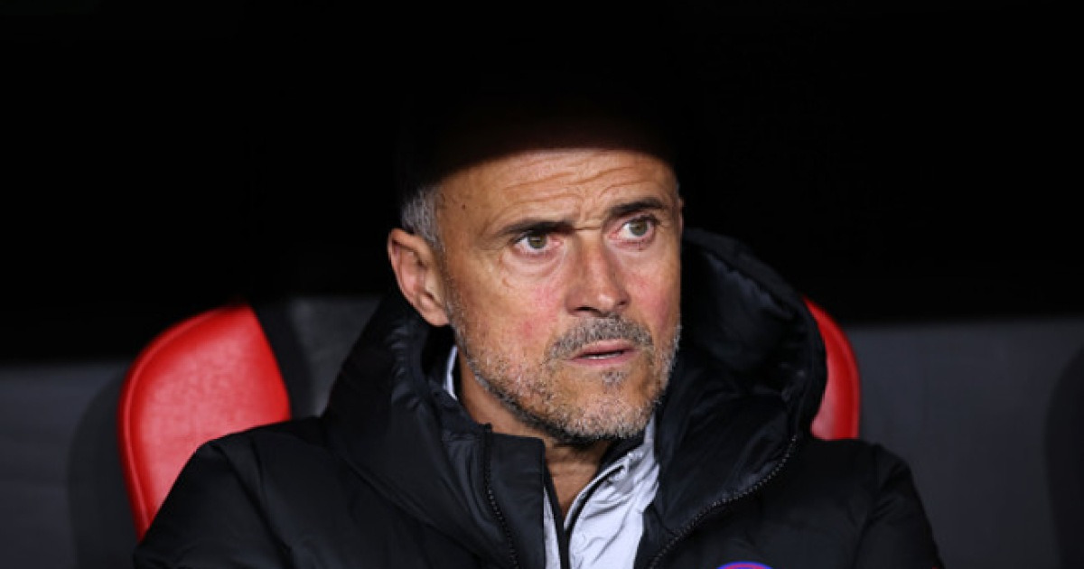 '이강인 교체 출전' 충격 결단 내린 PSG 엔리케 "완벽한 경기 펼쳤어, 이런 정신 가지는 건 당연해"