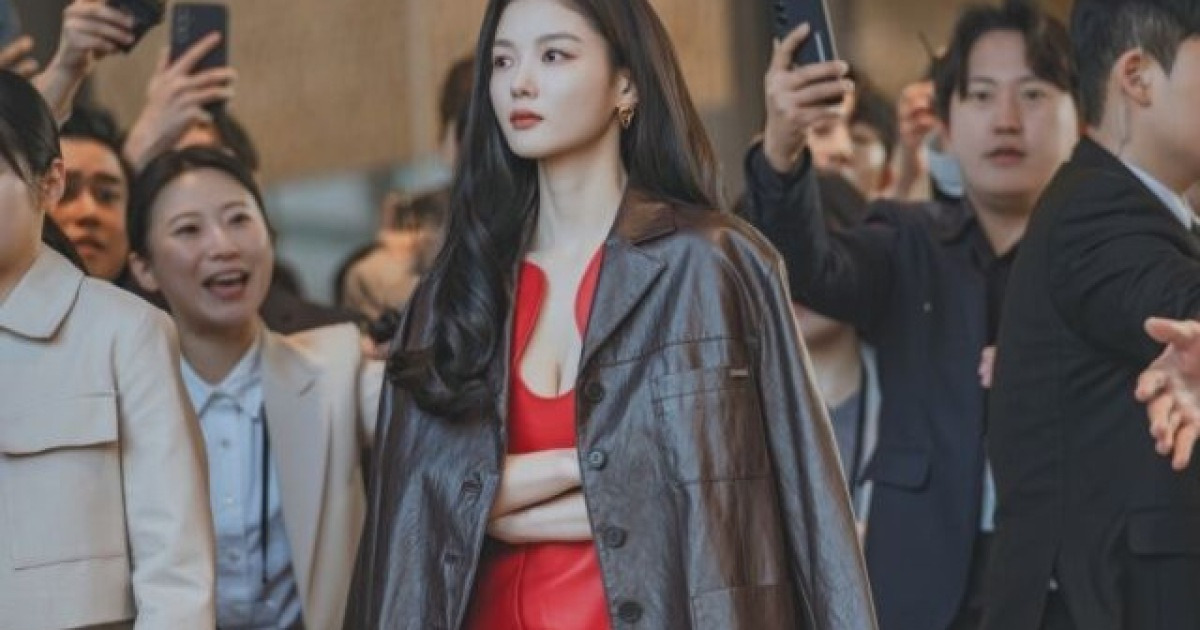 티빙 오리지널 친애하는 X 스틸컷