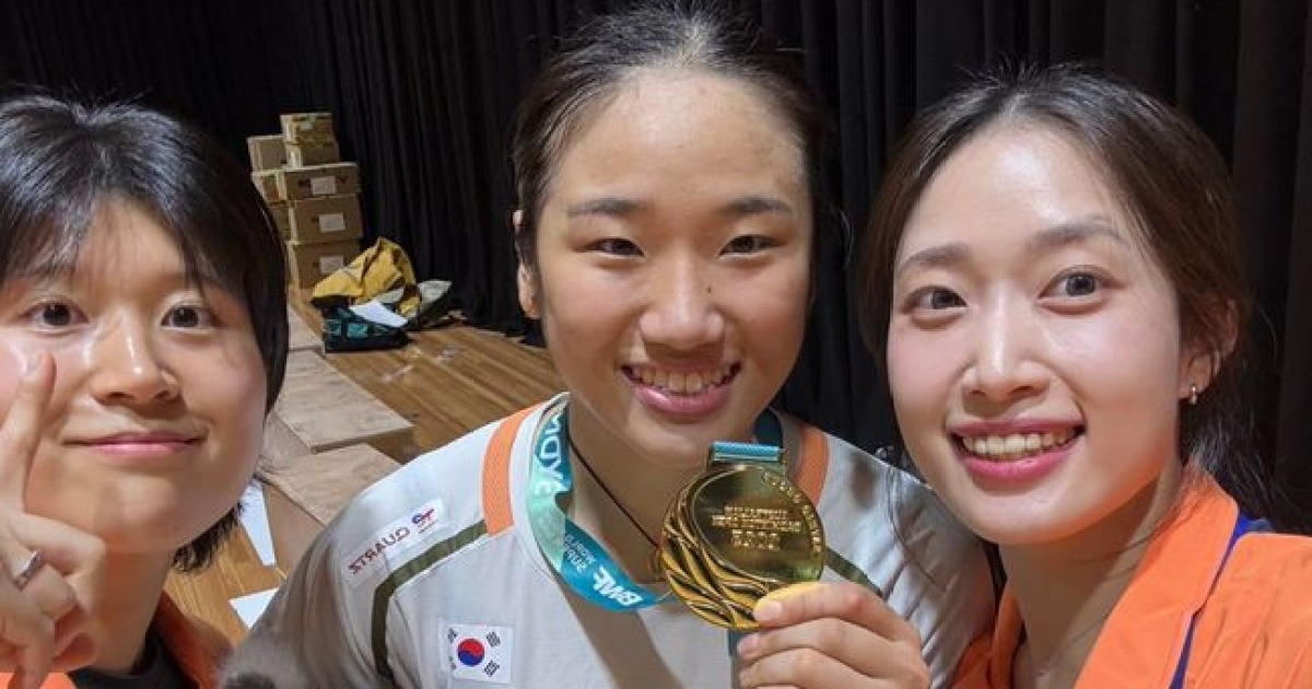 "21점 시대에 위대한 퍼포먼스" 안세영, 또 역대급 기록 썼다...'포인트 획득률 71%·평균 8.6실점' 압도적 우승