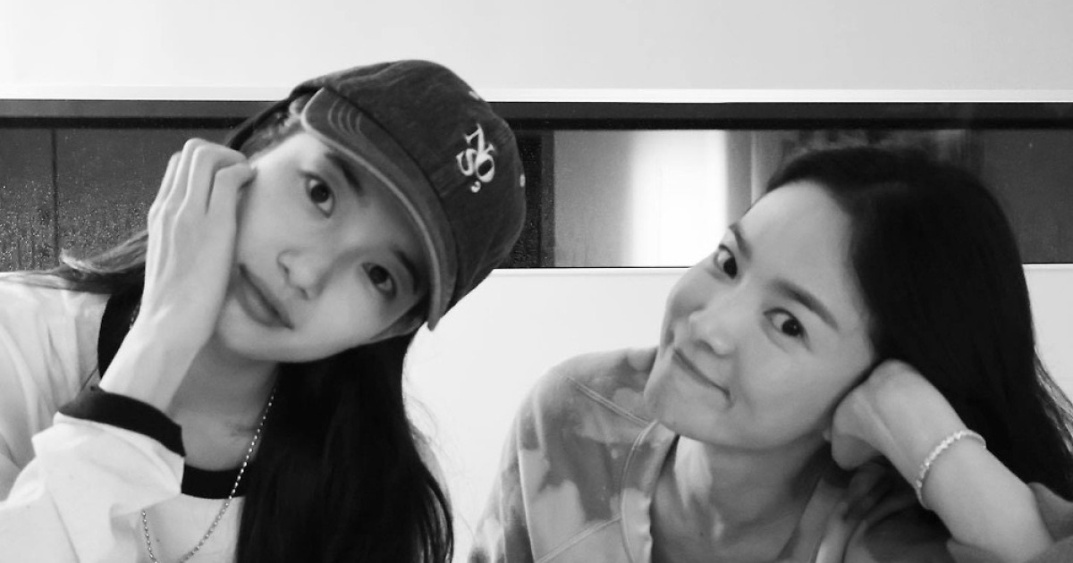 송혜교, 수지 플러팅(?)에 심쿵…“깜짝 선물 고마워”