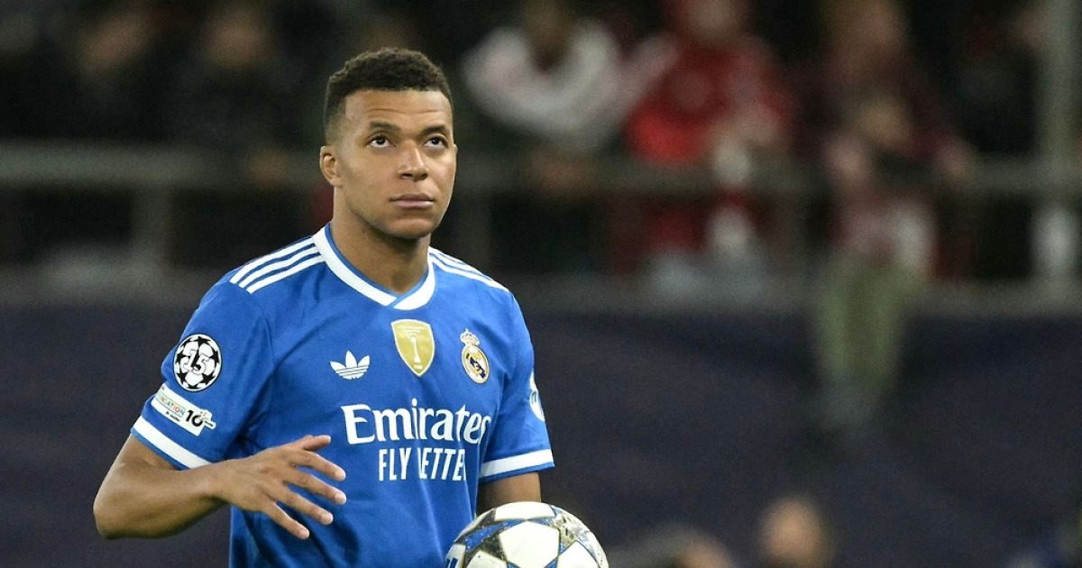 음바페 6분 42초 만에 골·골·골, 챔스 최단 시간 2위