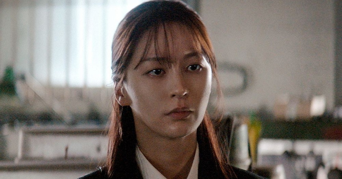 박찬욱도 인정한 명품 스릴러…모호함 속에 에너지가 들끓는 '넌센스'