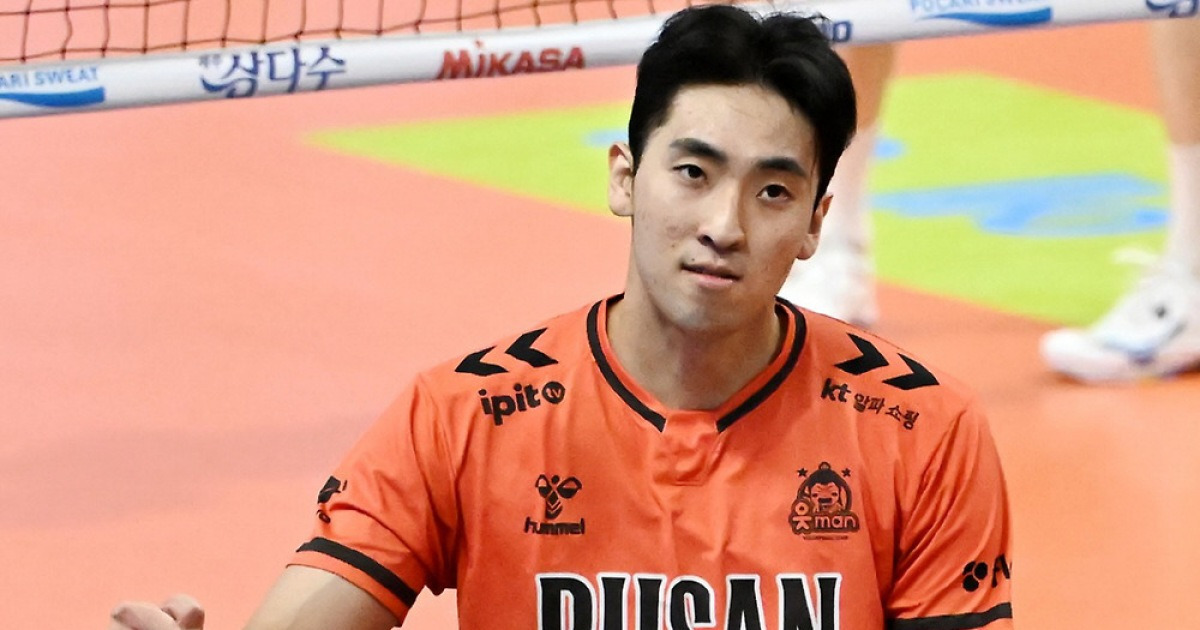 외국인보다 더 잘때리는 201cm 장신 히터의 성장기 "믿음이 사람을 참 힘나게 한다"