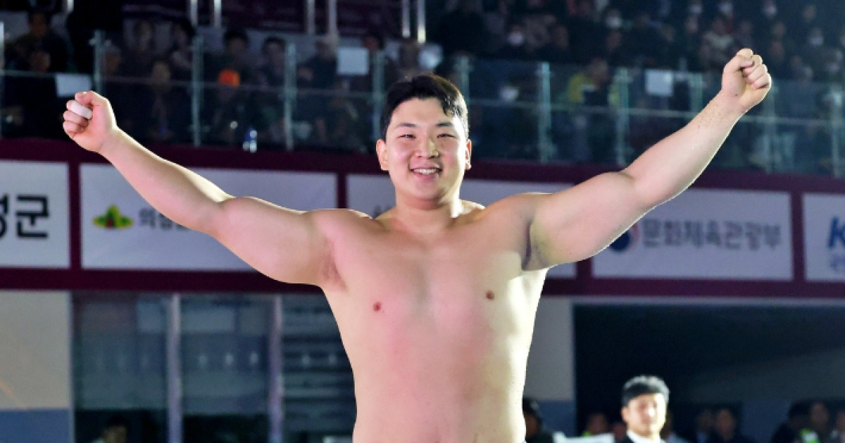 '한라급은 김무호 시대?' 라이벌 박민교 누르고 먼저 9번째 장사, 올해만 3관왕