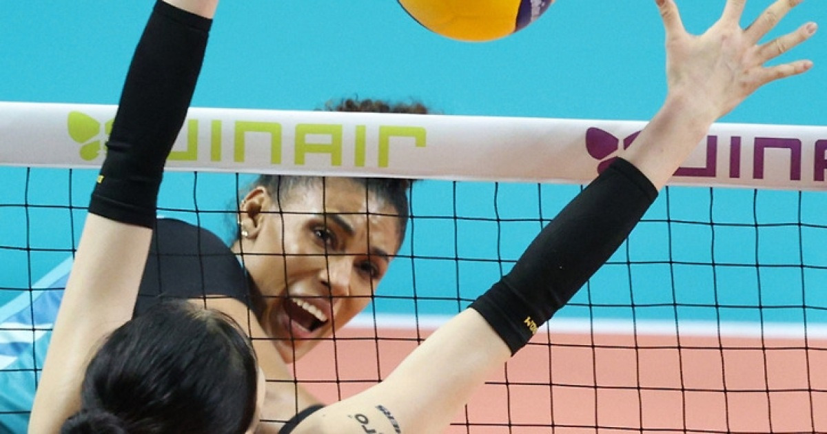 [B하인드★] 쿠바 폭격기 지젤 실바 28점 맹폭, 정관장 3-0 완파하며 GS 연패 탈출