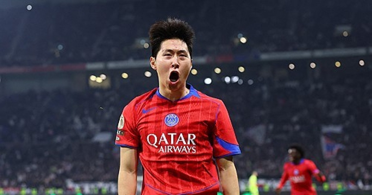 메시 같은 이강인, 왜 후보야? PSG 팬들 아우성, LEE 위상 이렇게나 올라갔다…이강인, 선발 자격 있다