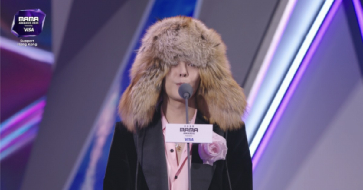 역시 GD, 최고 남자 아티스트 상 받았다…2관왕 쾌거 [2025 MAMA]