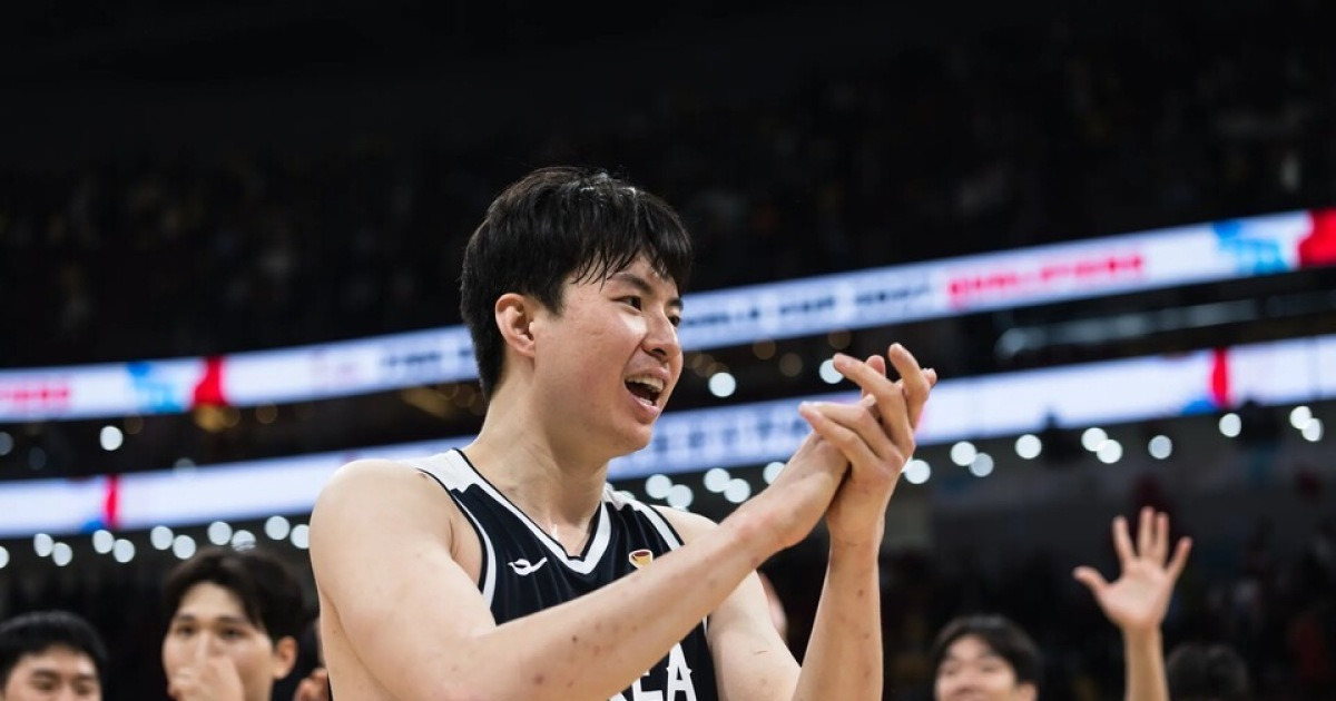 韓 농구 대박! 만리장성 박살낸 이현중, 3점슛 9개→월드컵 예선 새 역사 작성