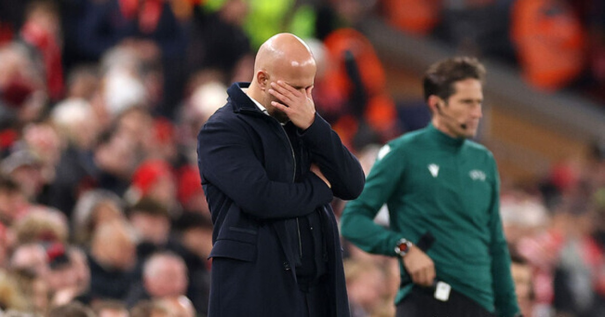 ‘최악 부진’ 리버풀, 슬롯 감독 경질→클롭 임시 체제...경영진 논의 시작