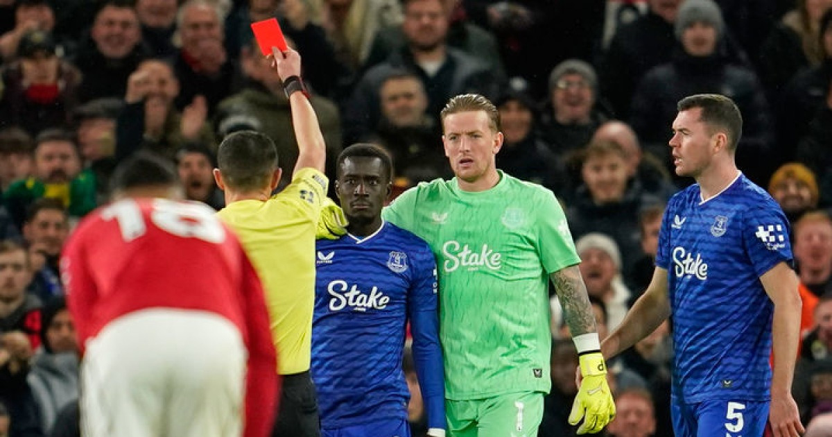 팀 동료 얼굴 때린 EPL 에버턴 게예, 퇴장 항소 기각