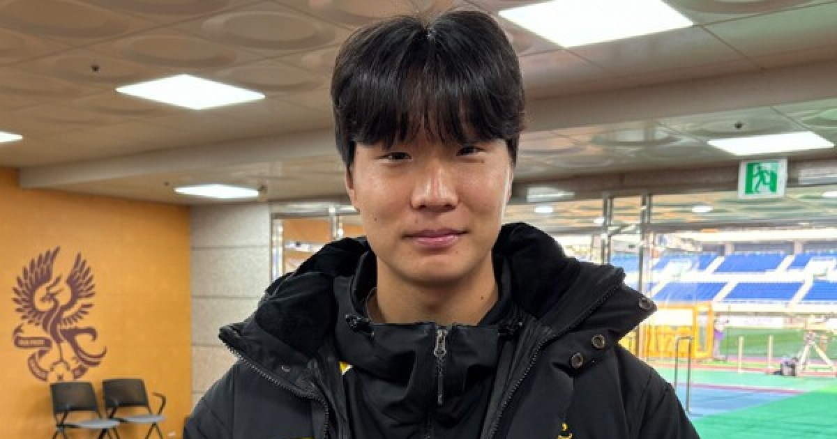 [현장핫피플] 초유의 코리아컵 DF 득점왕 탄생?...깜짝 '수트라이커' 변신 광주FC, 조성권, 오직 우승만 생각하고 있습니다