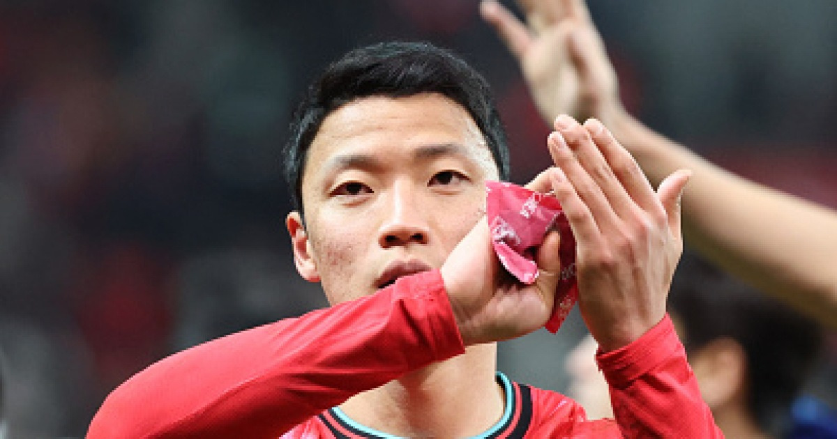 아뿔싸 '韓 축구 대위기' 홍명보호 핵심 황희찬 대체 자원 물색 중...“HWANG 대체할 수 있는 신체 능력 갖췄어”