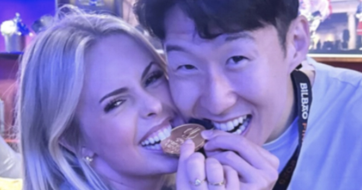 “1시간 동안 펑펑 울어” 손흥민, 금발 여성과 헤어진지 6개월 만에 재회…눈물의 작별→감동의 12월 만남 확정