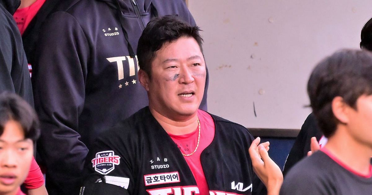 "최종 오퍼 전달" 최형우 떠나면? 'KIA 규정타석' 4명 중 오선우만 남는다…이러다 '강제 리빌딩' 돌입하나