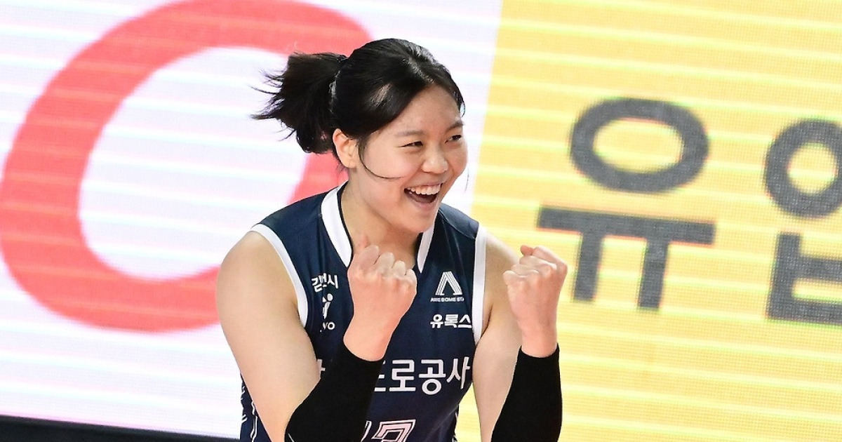 프로배구 '특급신인' 이지윤, 여자부 영플레이어상 예약하나