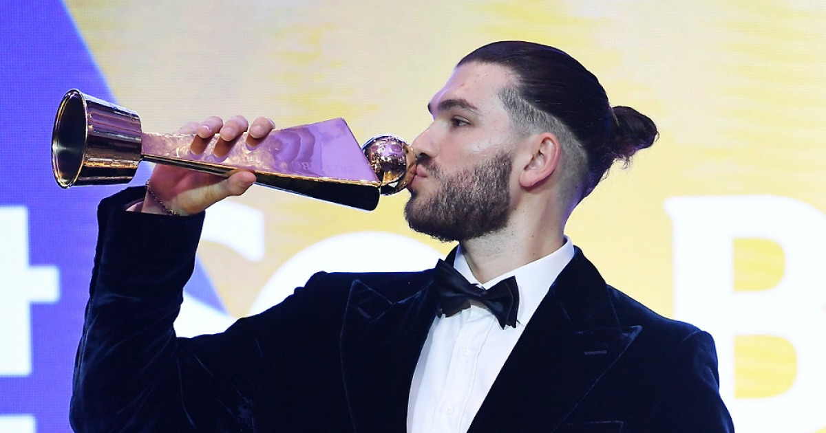 '모든 일정 취소 → 아내&딸 두고 나홀로 30일 출국' 폰세, 메이저리그 계약 임박했나…"내겐 형제 같은 존재" 특별한 감사인사까지 [SC포커스]