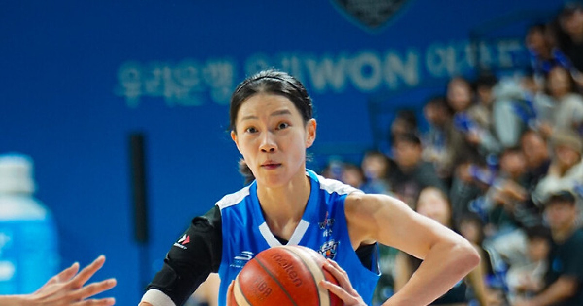 ‘BNK전 중 이탈’ 우리은행 김예진, 큰 부상 아니다 … KB전 출전 가능