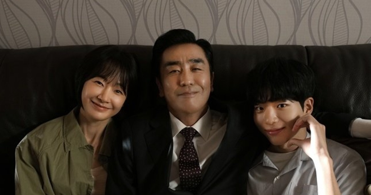 류승룡 “다시는 못 할 만큼 열정과 최선” 종영 소감 (김부장 이야기)