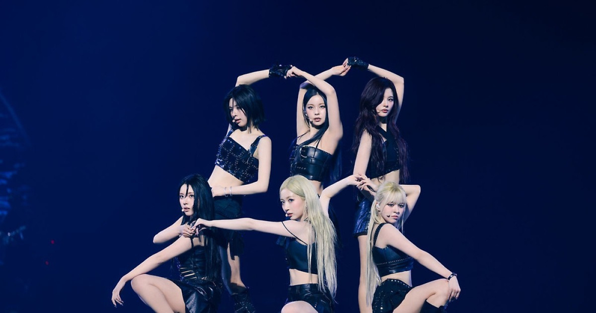 ‘육각형 걸그룹’ 엔믹스 데뷔 후 첫 월드투어 포문