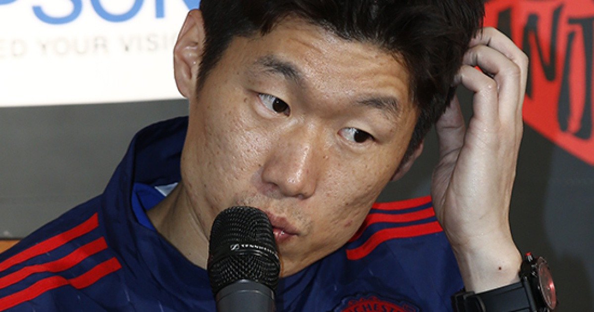 “연락처를 알아야 혼내지” 박지성 초대 받을까? ‘은퇴선언’ 호날두, 월드컵 끝나고 세기의 결혼 확정→“511년 된 성당에서 조지나와 결혼식”