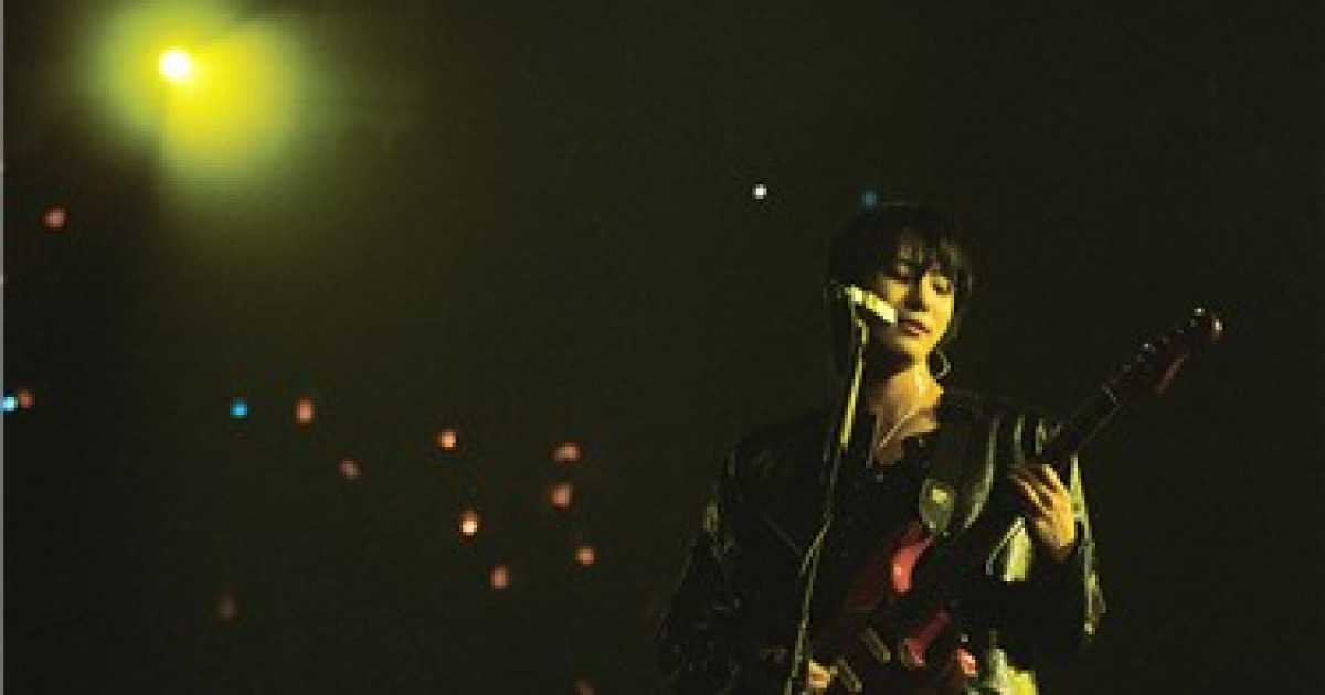 20,000 Fans Cheer at WOODZ's Solo Concert Over Two Days... Performs 'Drowning' and More