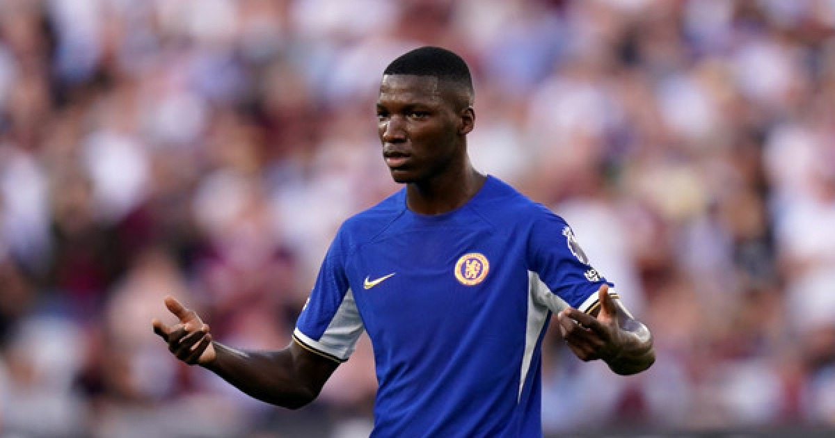 '카이세도 퇴장' 10명 첼시에 못 이긴 아스널, 메리노 동점골로 1-1 무승부