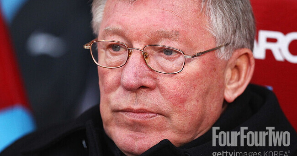 “호날두에게 주장 완장 주면 루니가 폭발”… ‘맨유 왕조’ 퍼거슨이 밝힌 주장 선택 기준