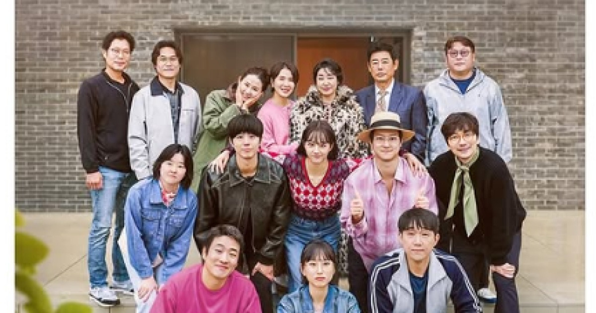 류준열은 없었다…혜리, ‘응팔 10주년 MT’ 포스터 공유