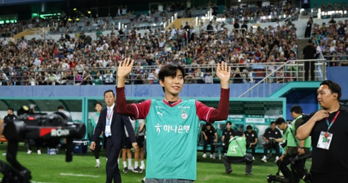 하나은행 K리그1 2025 3차 클럽상 발표…서울 ‘풀 스타디움상’ 수상