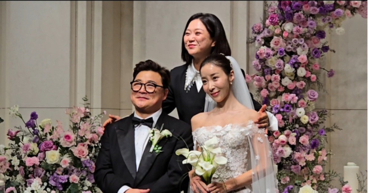 [단독] 윤정수, 진짜 부부 됐다 ♥원진서… ‘가상 부부’ 김숙 “그만 엮어주세요, 진심”