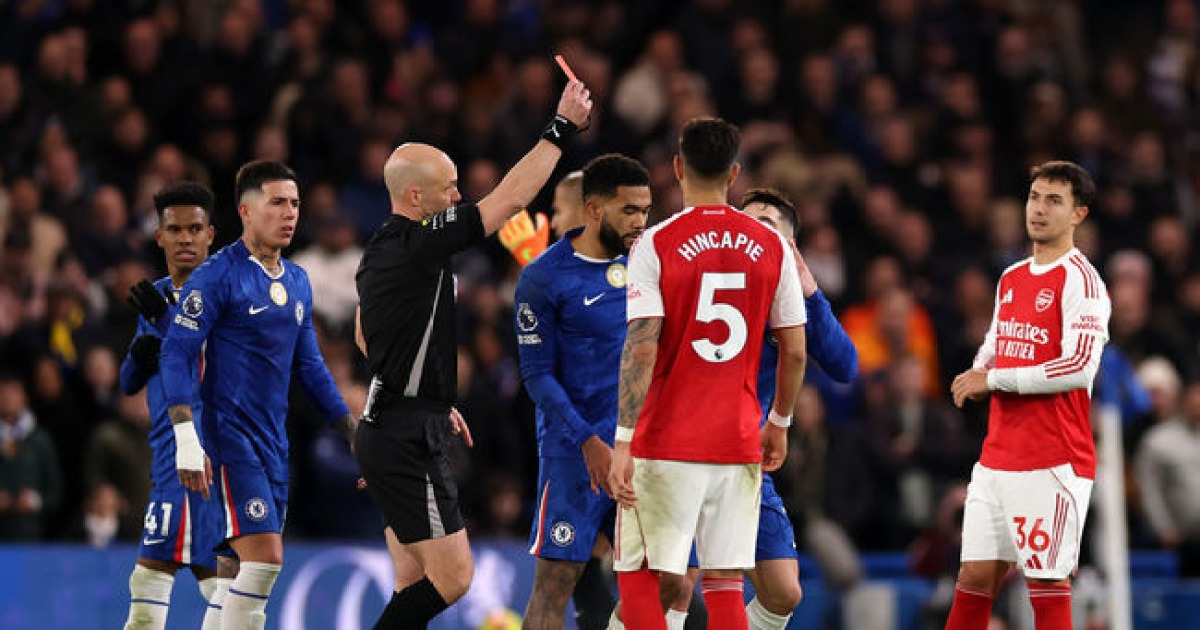 아스날, '카이세도 퇴장' 첼시와 1-1 무승부...2위 맨시티와 5점 차