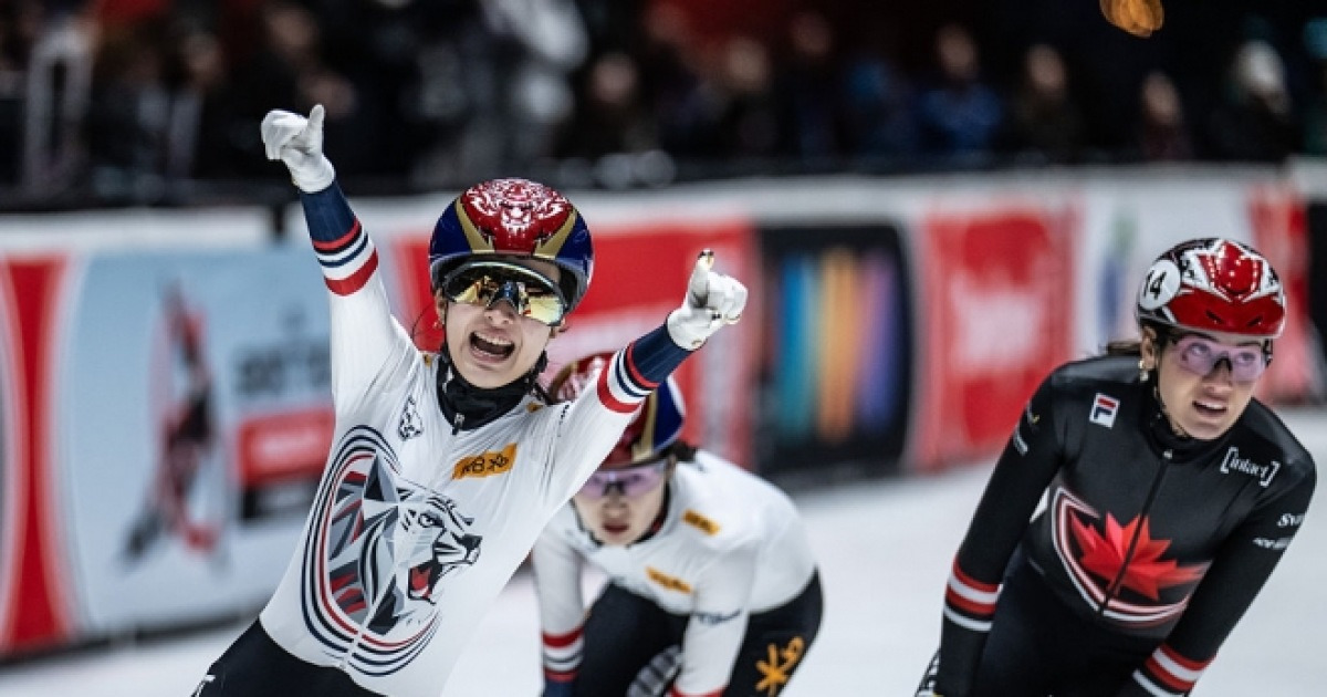 쇼트트랙 김길리, 주종목 1500m 연속 제패…올림픽 모의고사 끝, 고교생 임종언도 금빛 희망가