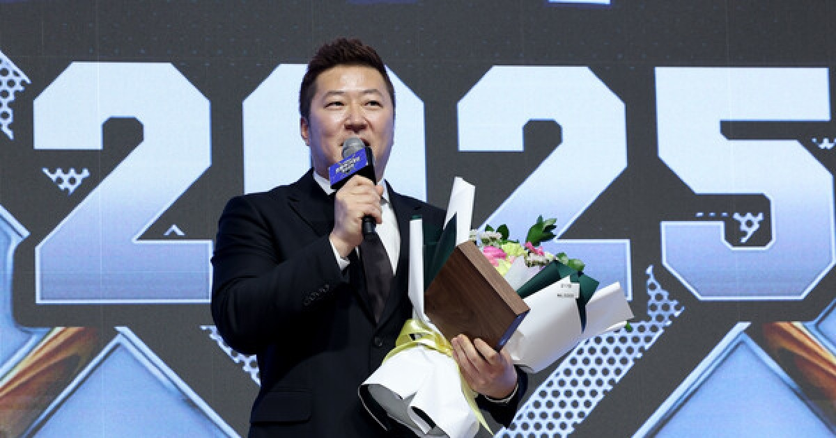 9년만의 삼성행 임박했나… 최형우 행선지, 곧 아실 것