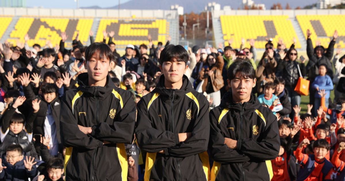 [오피셜] 광주FC, 금호고 신인 3인방 전격 프로 콜업