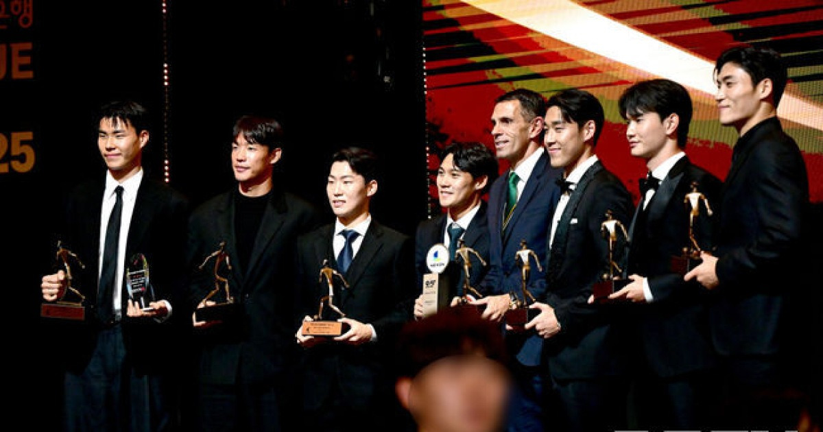 '부임 첫 해 우승' 포옛 전북 감독, "베스트11에 전북 선수만 6명...특별해" [오!쎈 현장]