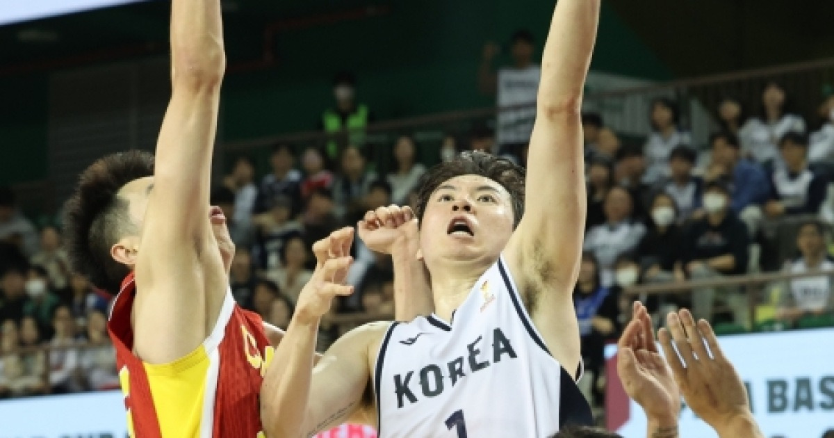 이정현·이현중 ‘44점 합작’… 韓농구, 만리장성 또 넘다