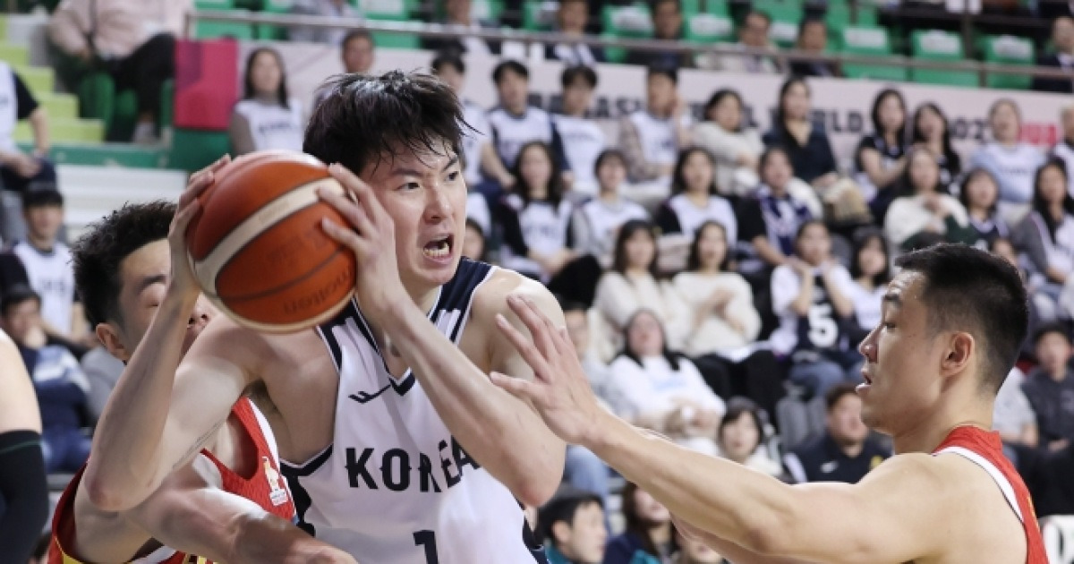중국 질식시킨 KBL식 압박 수비, 방점 이현중…‘유럽 감독 임박’ 한국 농구, 한 발 더 도약할까