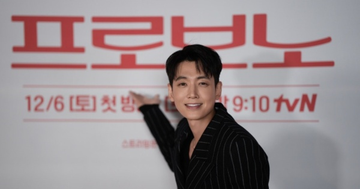 정경호, 연인 수영과 결혼 날짜 질문에 "그런 거 없다"