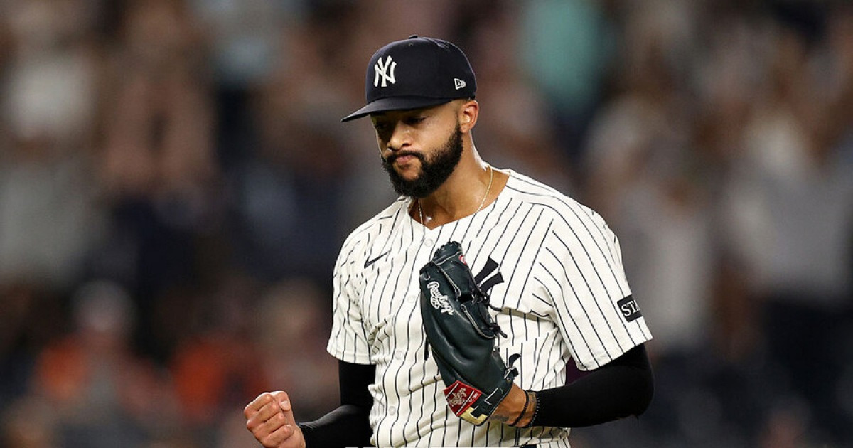 '진짜 750억 FA 대박 터졌다' 트레이드→최악의 시즌…양키스 속썩였던 156km 마무리 대반전