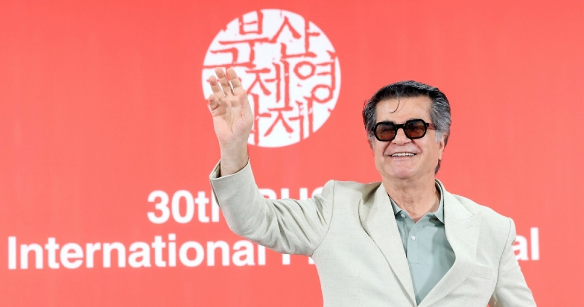 '칸 황금종려상' 이란 감독, 자국서 징역형 선고.."선전 활동 때문"[스타이슈]