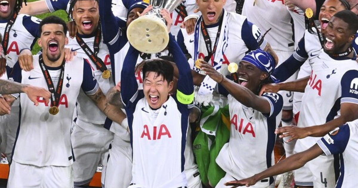 '손흥민의 토트넘 복귀' 축제 분위기, "열광적인 반응 보였어...티켓 매진 수준"