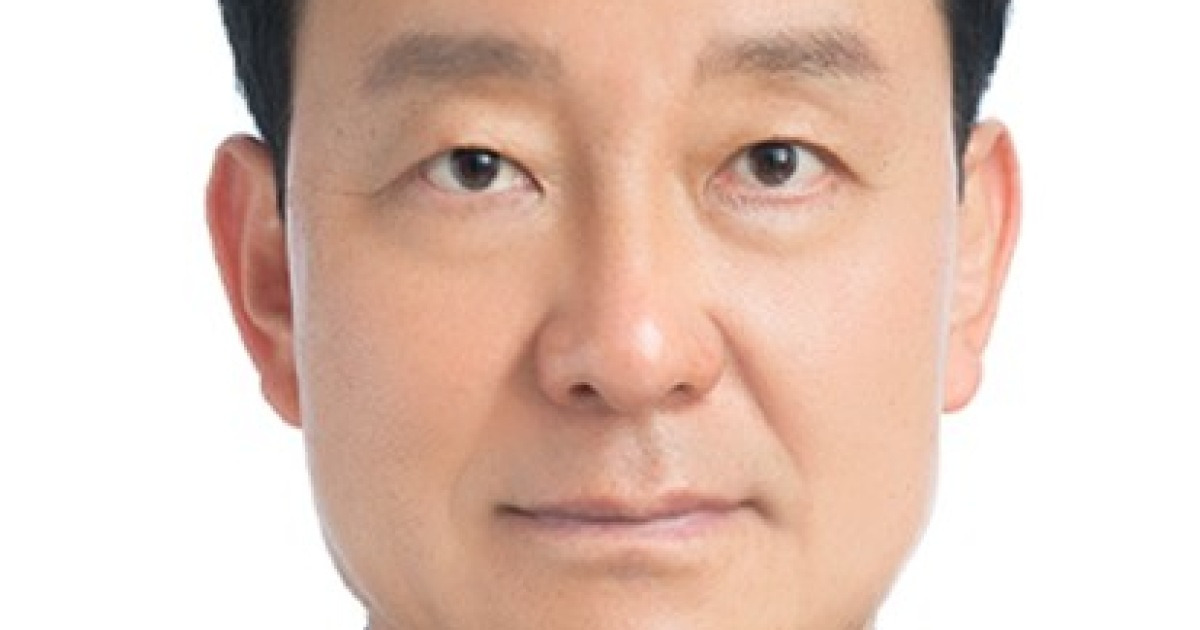 [오피셜] "울산의 변화-도약 이끌 적임자"... '극적 잔류' 울산, '서울 출신 행정 전문가' 강명원 대표 선임