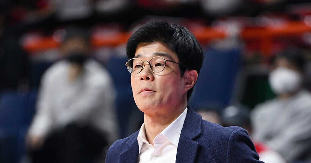1라운드 마친 하상윤 감독 “수비 실수가 자주 나온다”