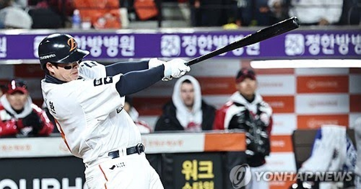 '진짜 큰 놈이 온다!' 한화, 노시환과 비FA 협상 시작...120억 원 이상의 깜짝 놀랄 만한 규모 나오나