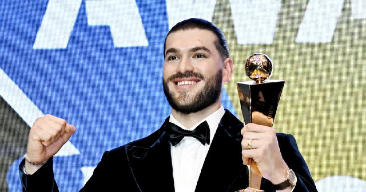 '이럴 수가' KBO 역사 바꾼 선수인데, 440억 무리인가…"폰세 ML에서 성공 거둔 적 없지만, 지금 다른 투수됐다"