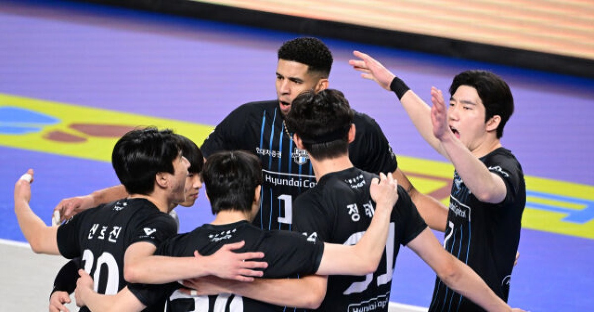 허수봉의 3000번째 포효와 함께! 현대캐피탈, 삼성화재 꺾고 3위 점프…삼성화재, 2R 전패 [MD천안]